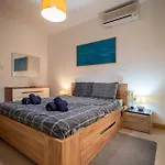 Bay 3 Bedroom 