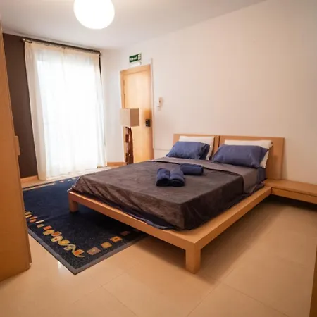 Apartment Bay 3 Bedroom 
