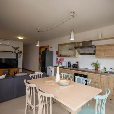 Bay 3 Bedroom 