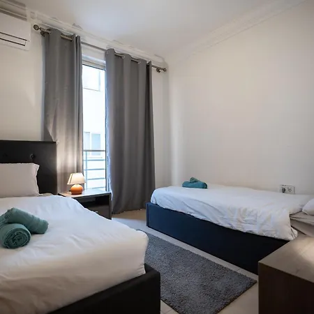 Bay 3 Bedroom 